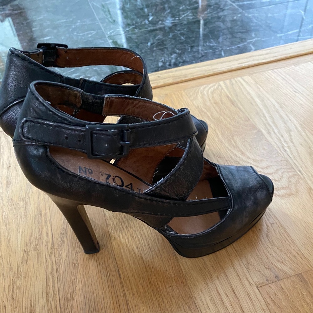 Number 704B spikes